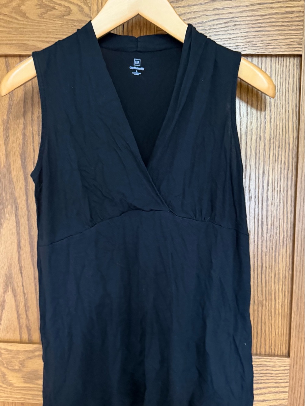 GAP Maternity Navy V-Neck Sleeveless Empire Camisole